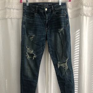 American Eagle High Rise Jegging Ripped Jeans